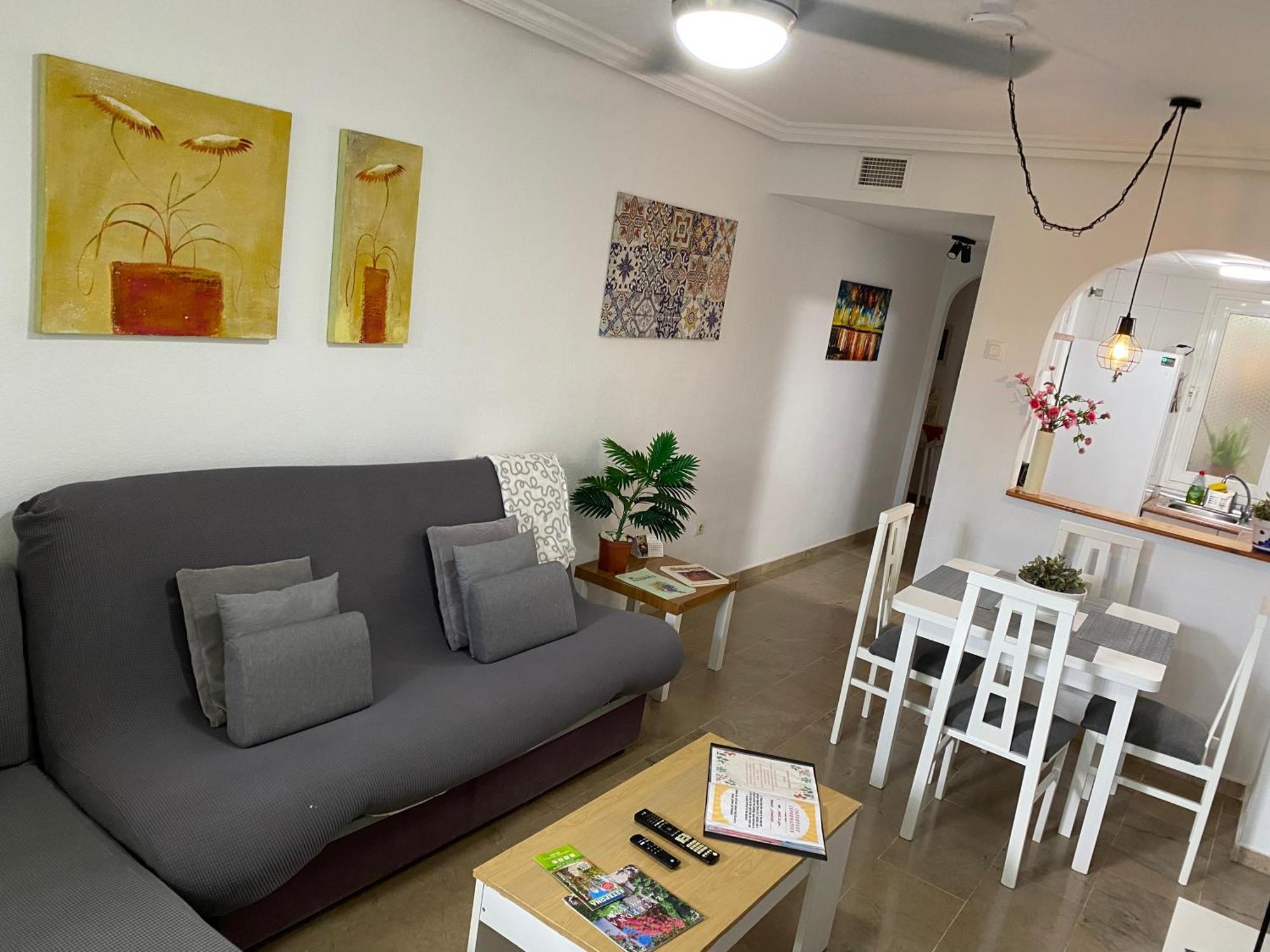 Marina Apartment Beach Естепона Екстериор снимка