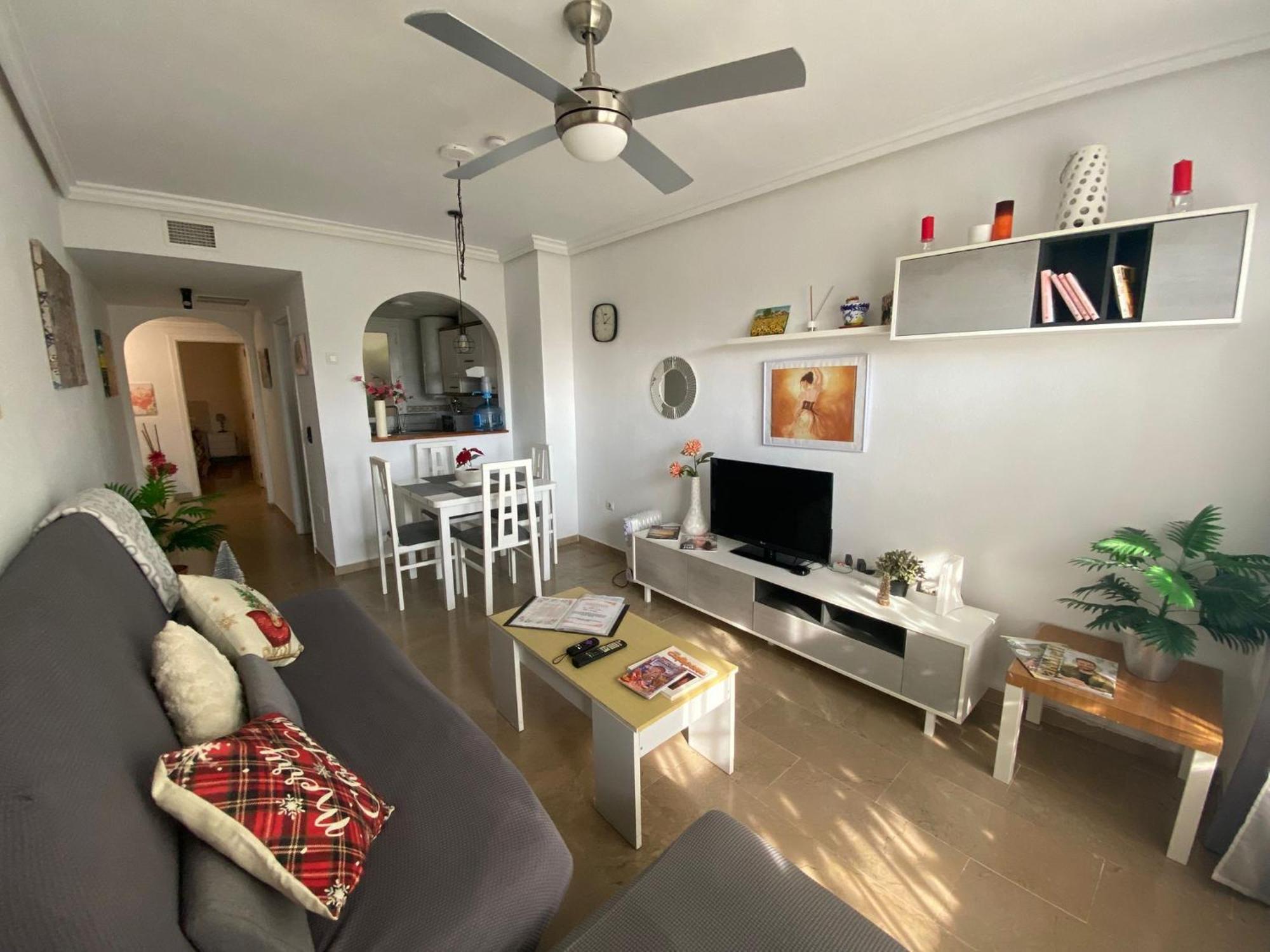 Marina Apartment Beach Естепона Екстериор снимка